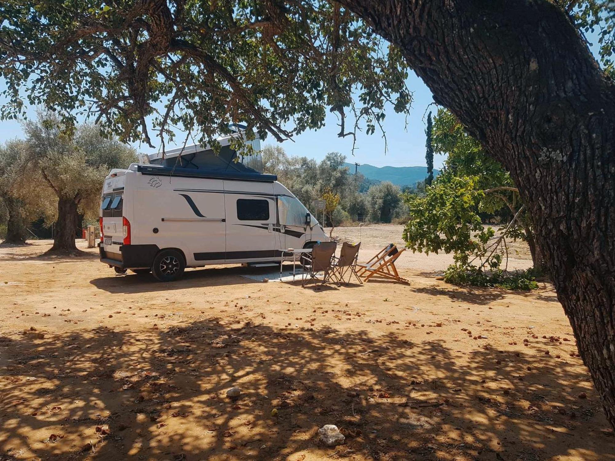 Nirikos Camping Spasmeni Vrisi Εξωτερικό φωτογραφία