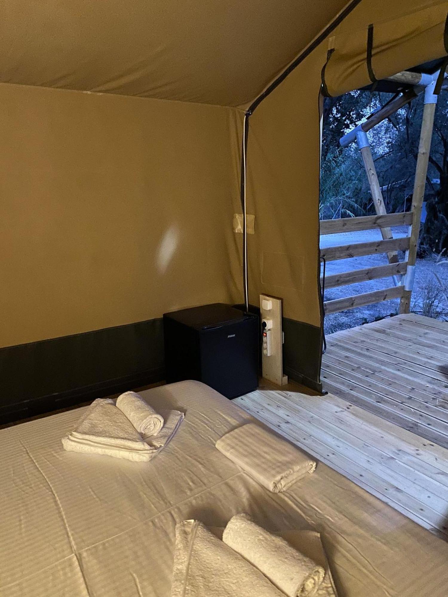 Nirikos Camping Spasmeni Vrisi Δωμάτιο φωτογραφία