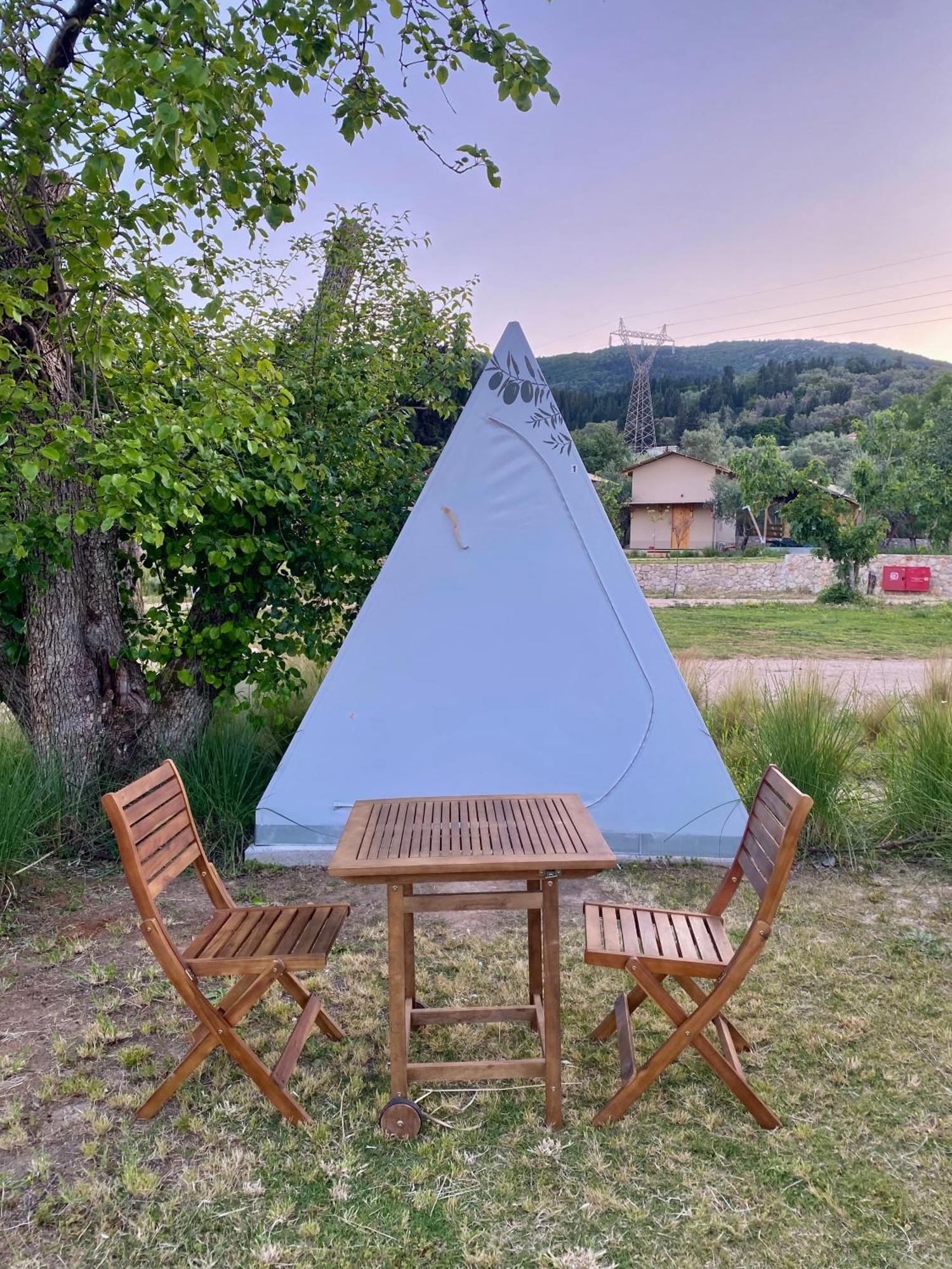 Nirikos Camping Spasmeni Vrisi Εξωτερικό φωτογραφία